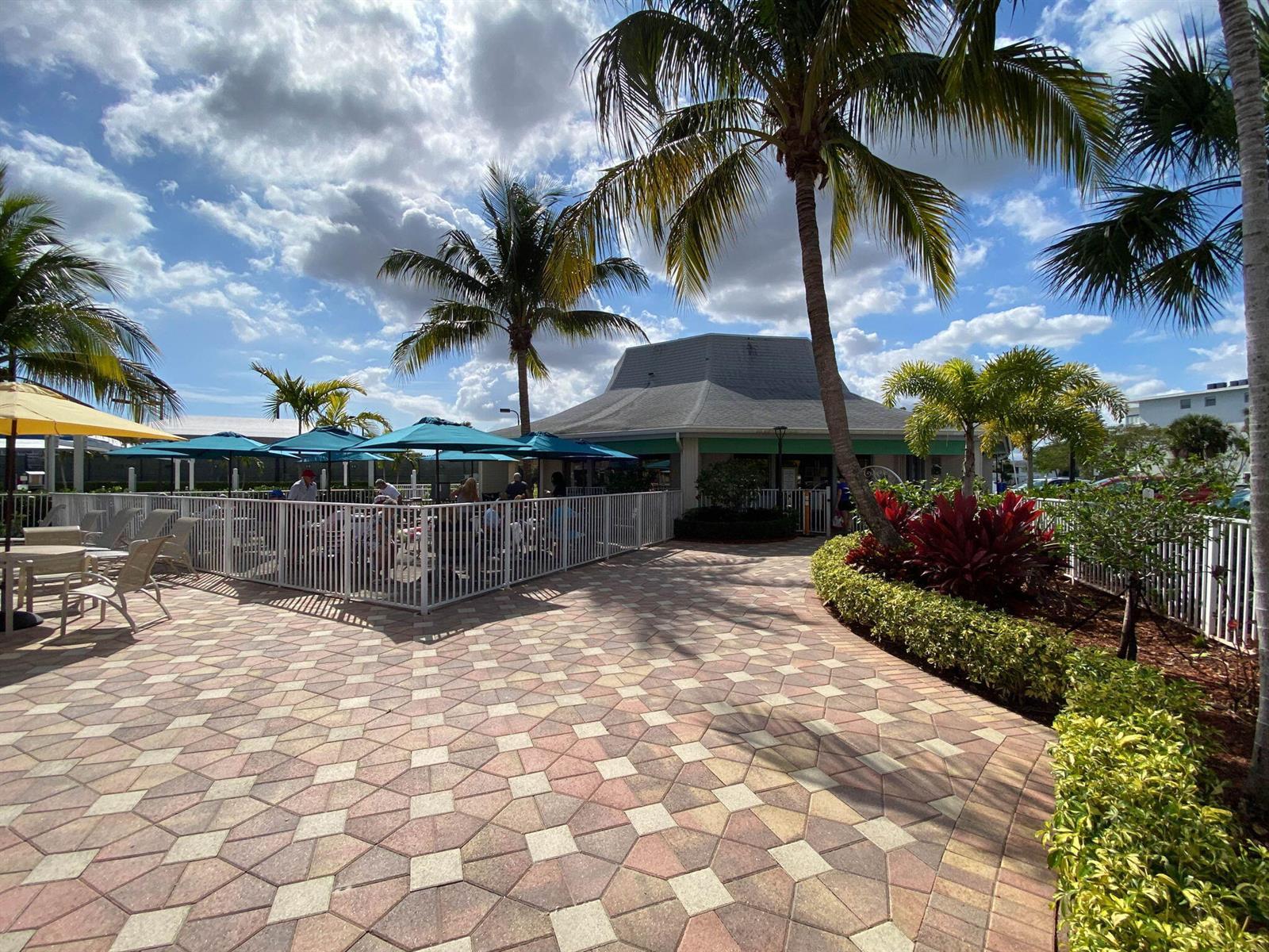224 UPMINSTER M # 224, Deerfield Beach FL 33442 photo 4