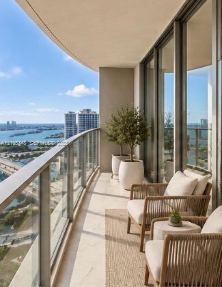 1400 Biscayne Blvd # 2404, Miami FL 33132 photo 5