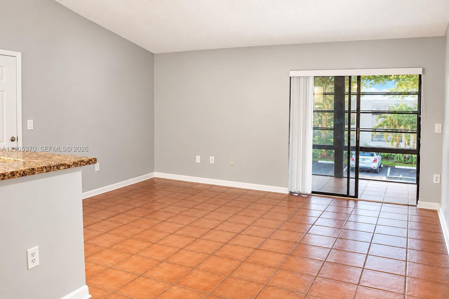 827 NE 199th St # 205, Miami FL 33179 photo 4