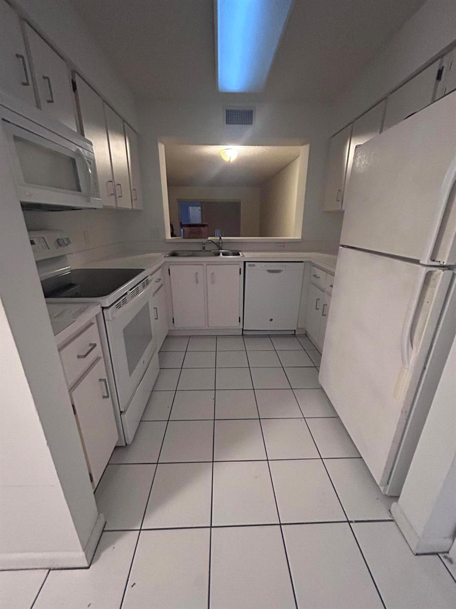 7631 Trent Drive # 116, Tamarac FL 33321 photo 5