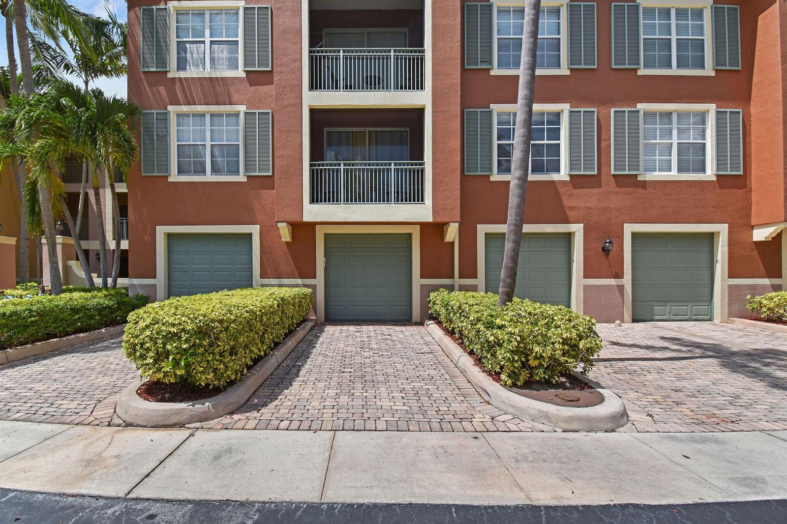 11790 SAINT ANDREWS Place # 102, Wellington FL 33414 photo 3