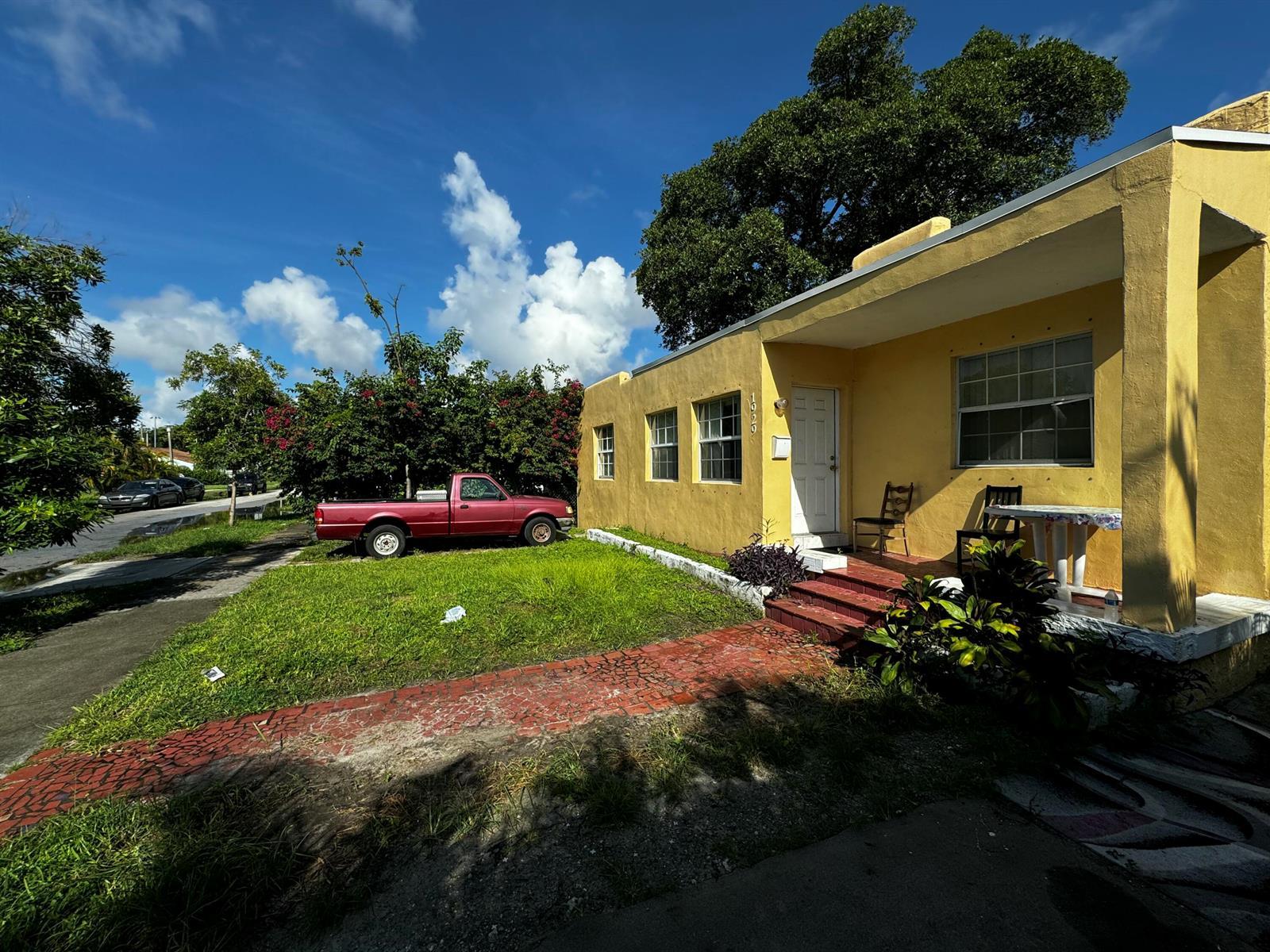 1929 SW 17TH Street, Miami FL 33145