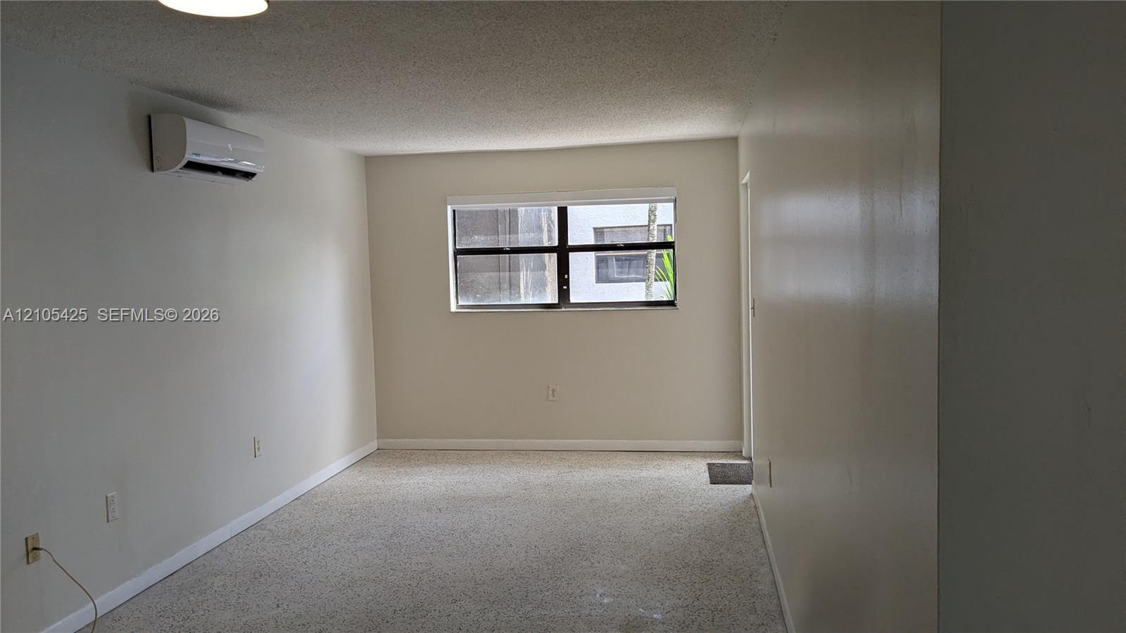 142 SW 18th Ave # 24, Miami FL 33135 photo 2