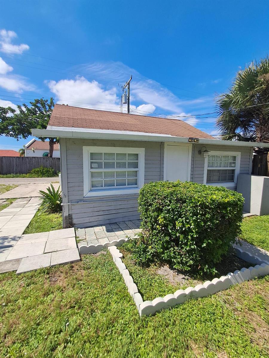 311 S J Street, FL 33460