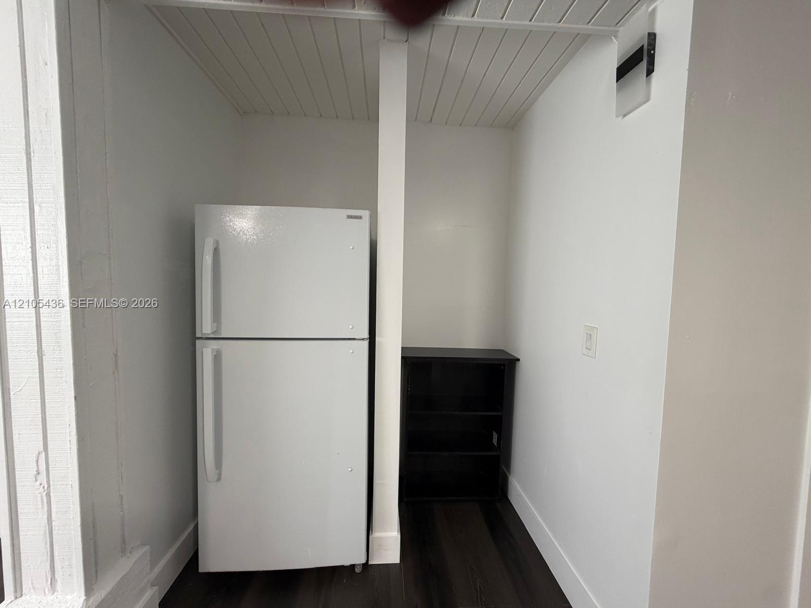 5950 NW 114th St # 1, Hialeah FL 33012 photo 3