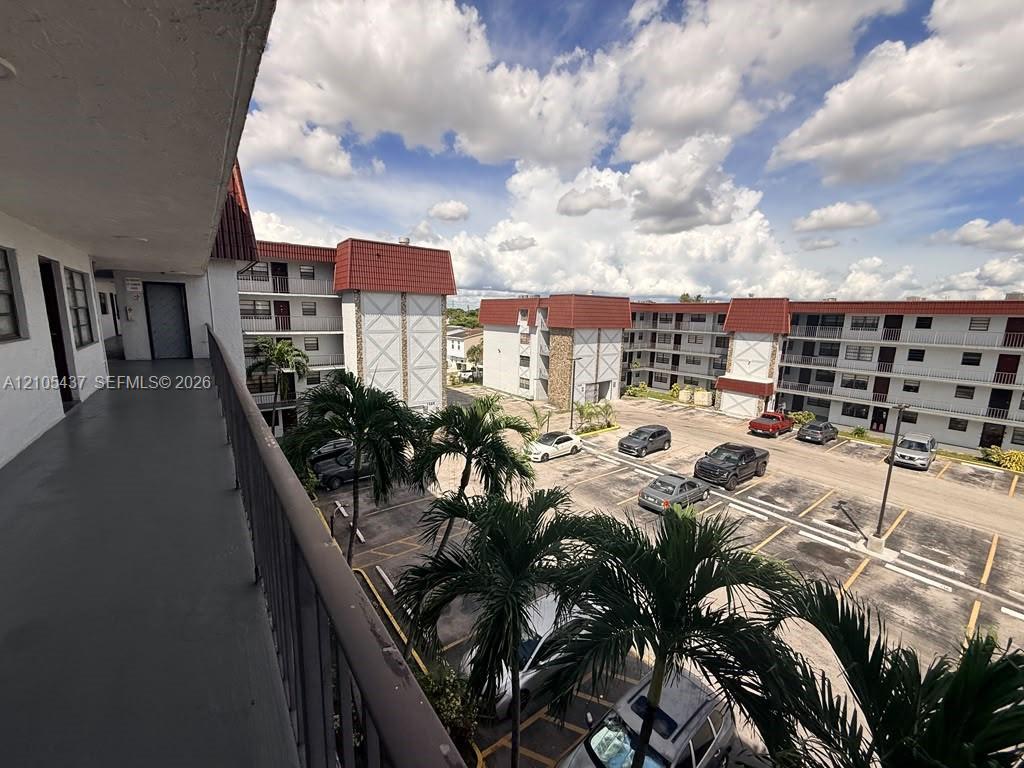 1325 W 68th St # 419, Hialeah FL 33014 photo 2