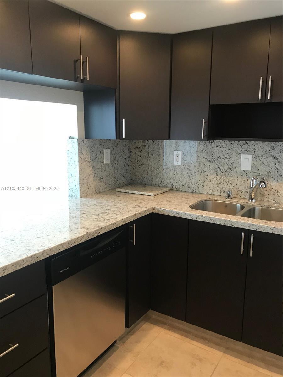 16710 NE 9th Ave # 707, North Miami Beach FL 33162 photo 2