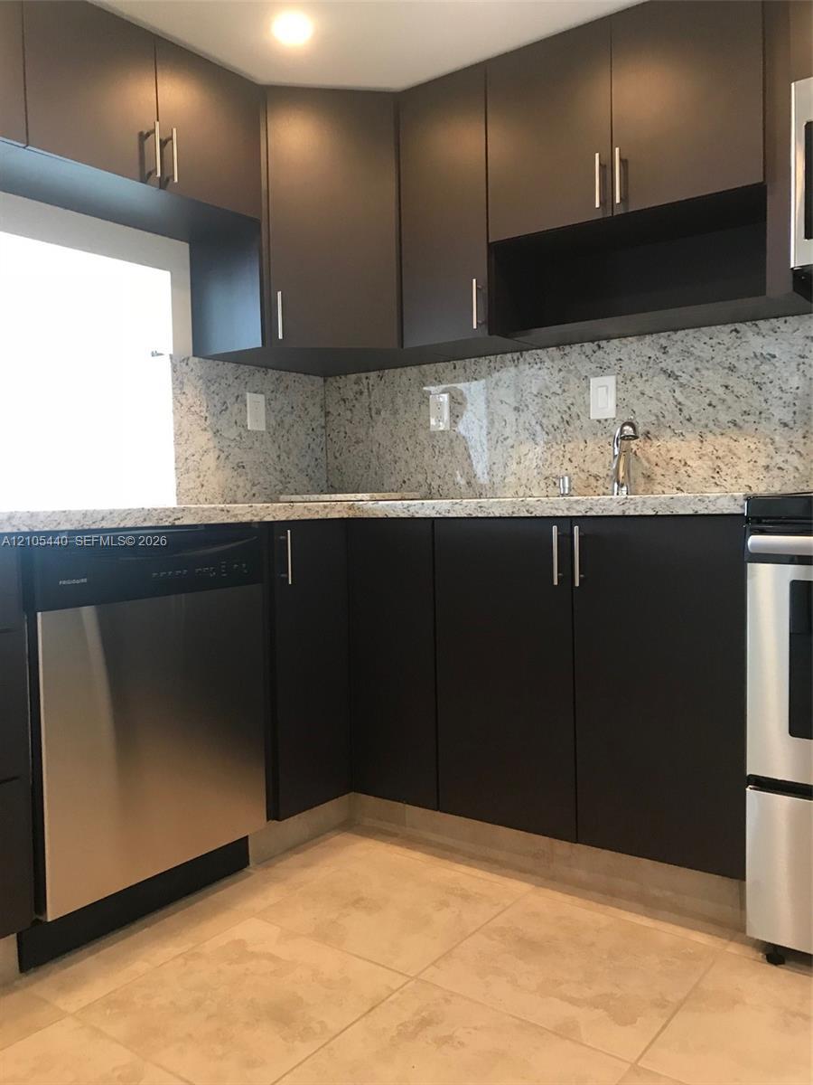 16710 NE 9th Ave # 707, North Miami Beach FL 33162 photo 4