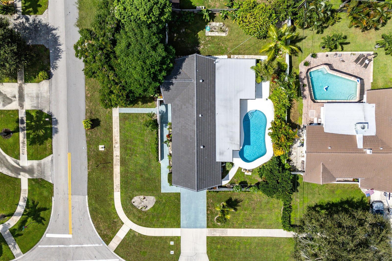 2013 ARDLEY Road, North Palm Beach FL 33408 photo 2