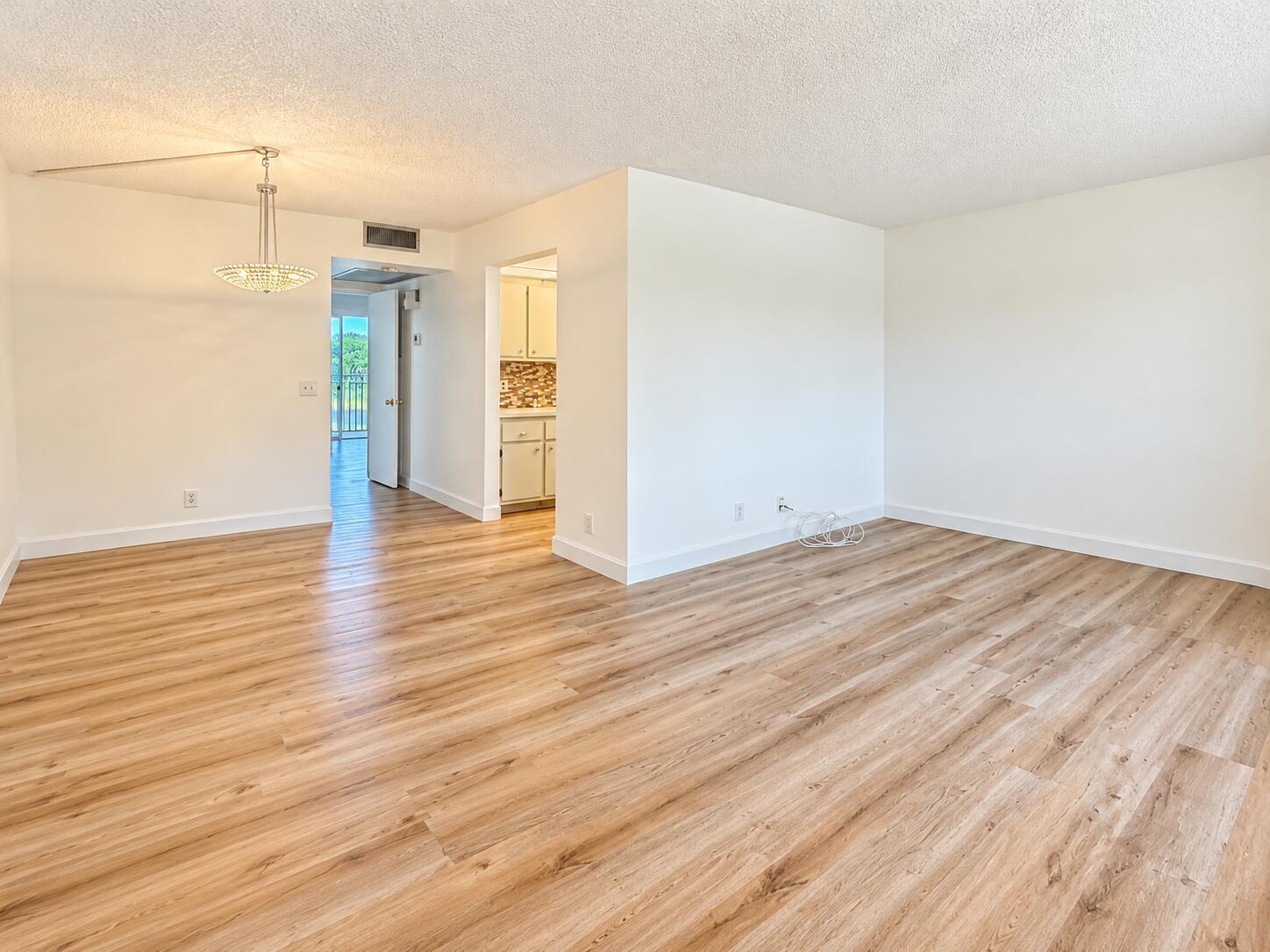 101 SW 132nd Way # 305J, Pembroke Pines FL 33027