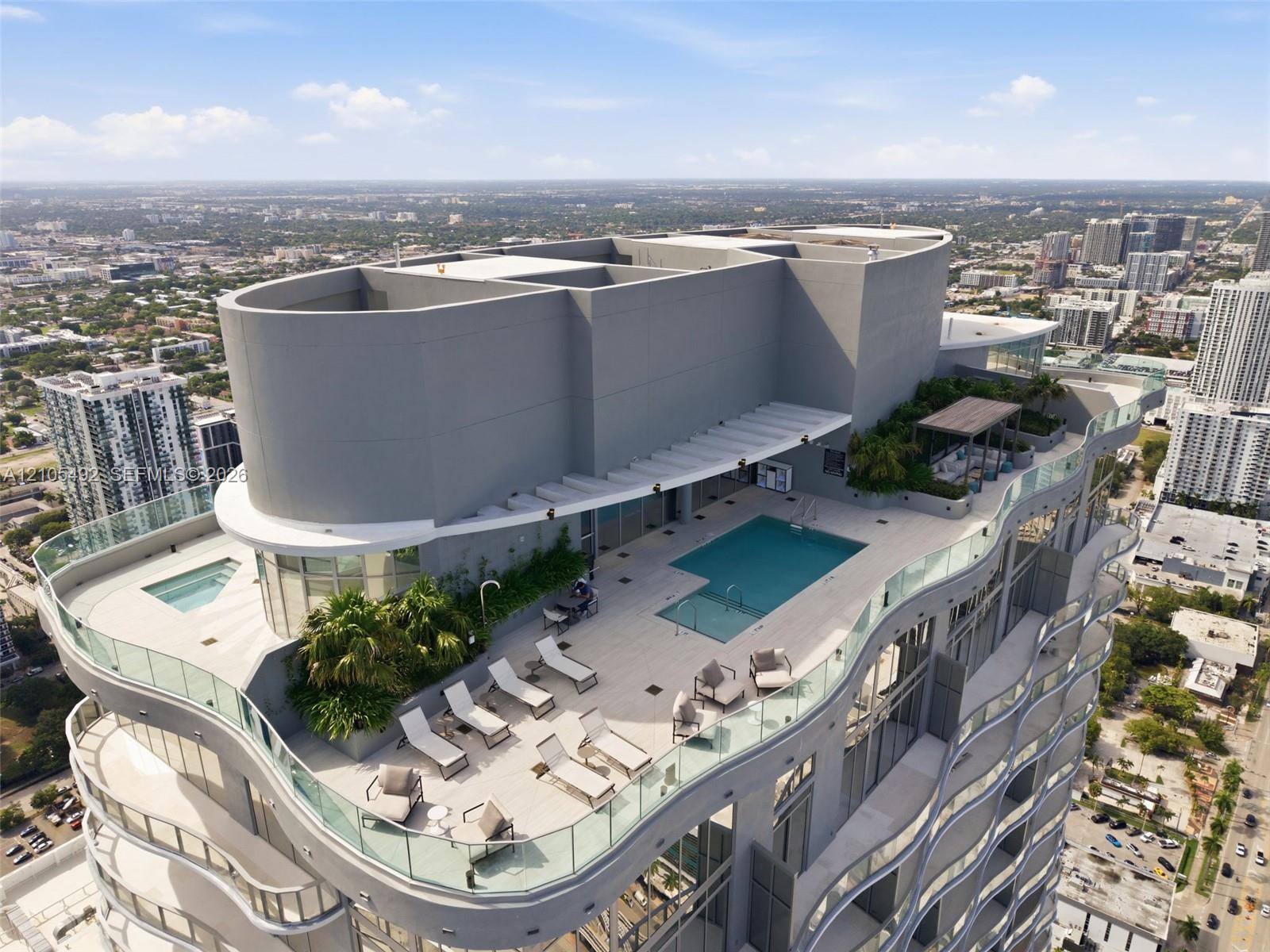 1400 BISCAYNE BLVD # 4604, Miami FL 33132 photo 2
