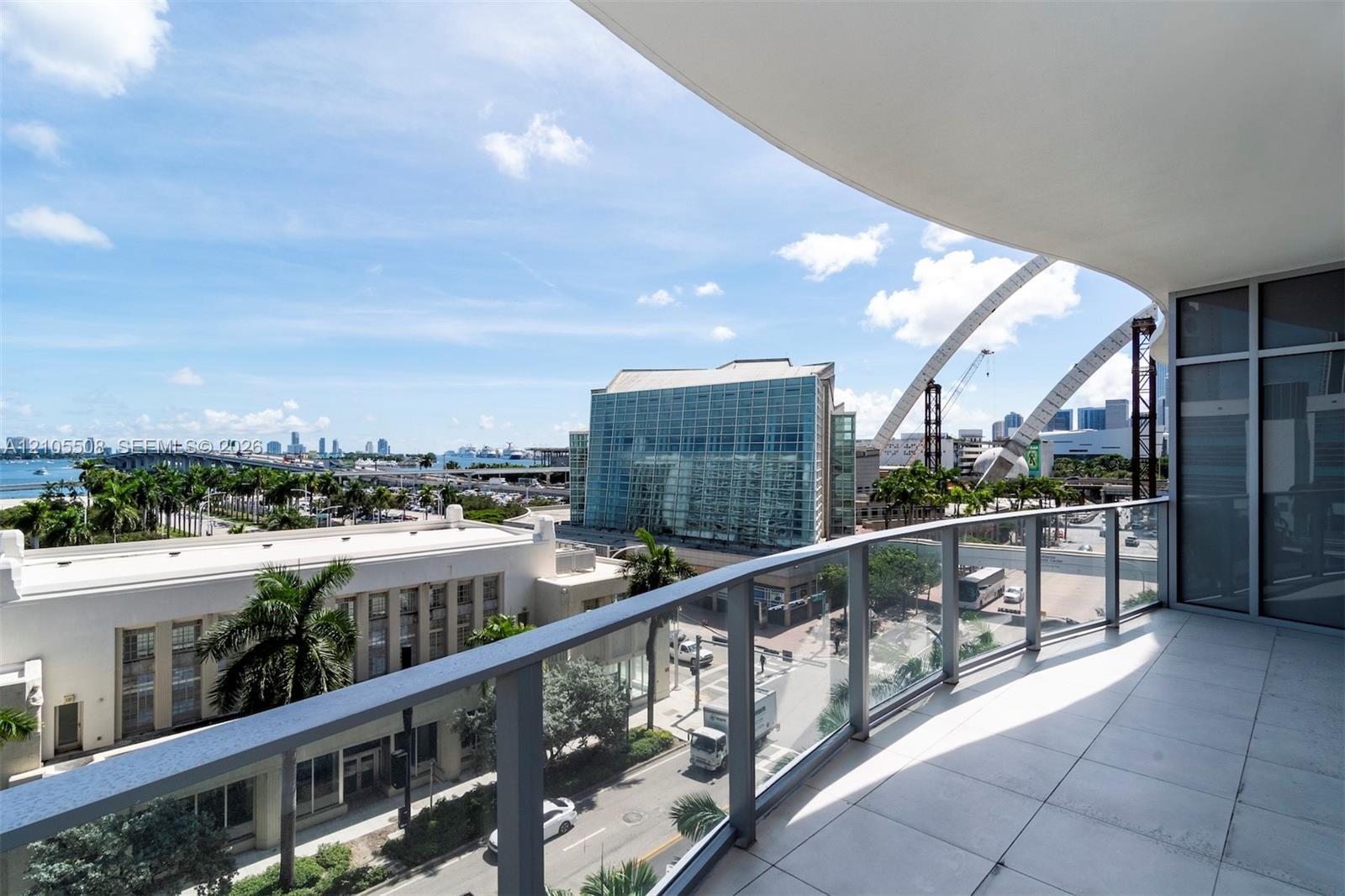 1400 Biscayne Blvd # 504, Miami FL 33132 photo 5