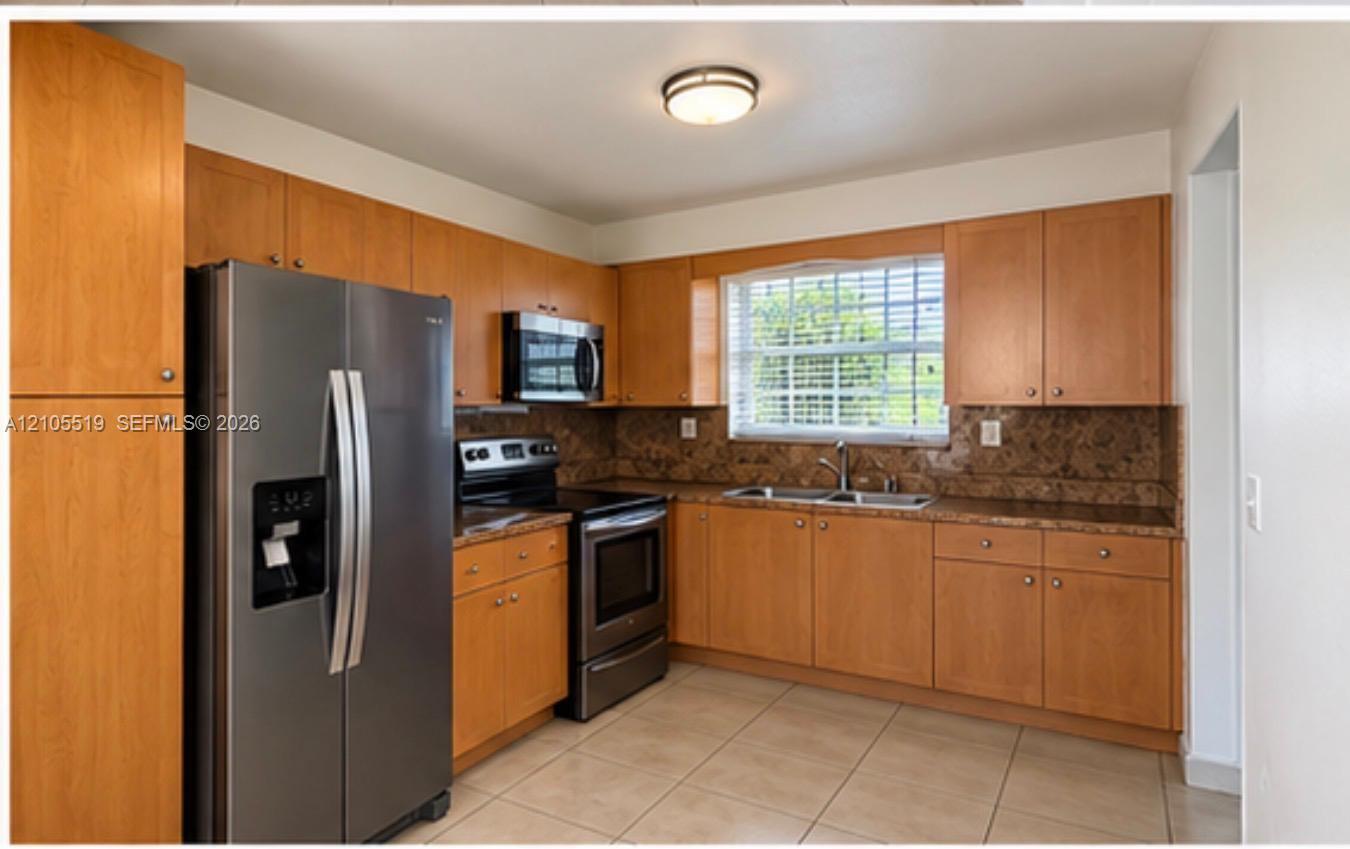 1100 NW 29th Ave # 1102, Miami FL 33125
