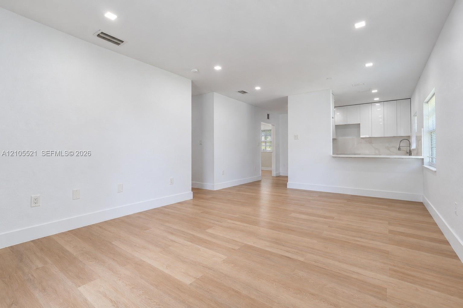 2276 NW 81st St, Miami FL 33147 photo 3