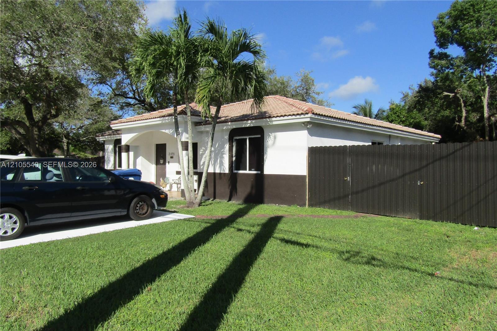 21935 SW 102nd Ave, Cutler Bay FL 33190