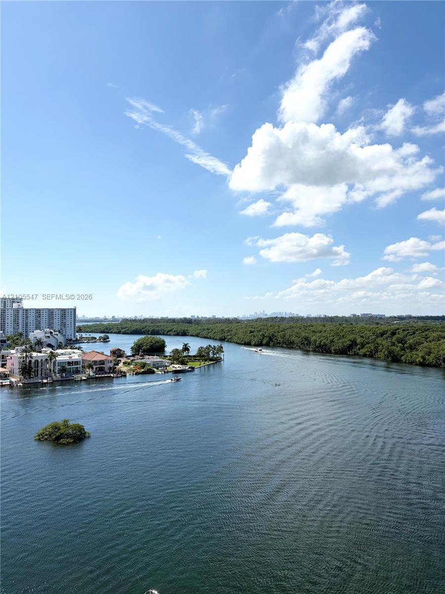 400 Sunny Isles Blvd # 1002, Sunny Isles Beach FL 33160 photo 2