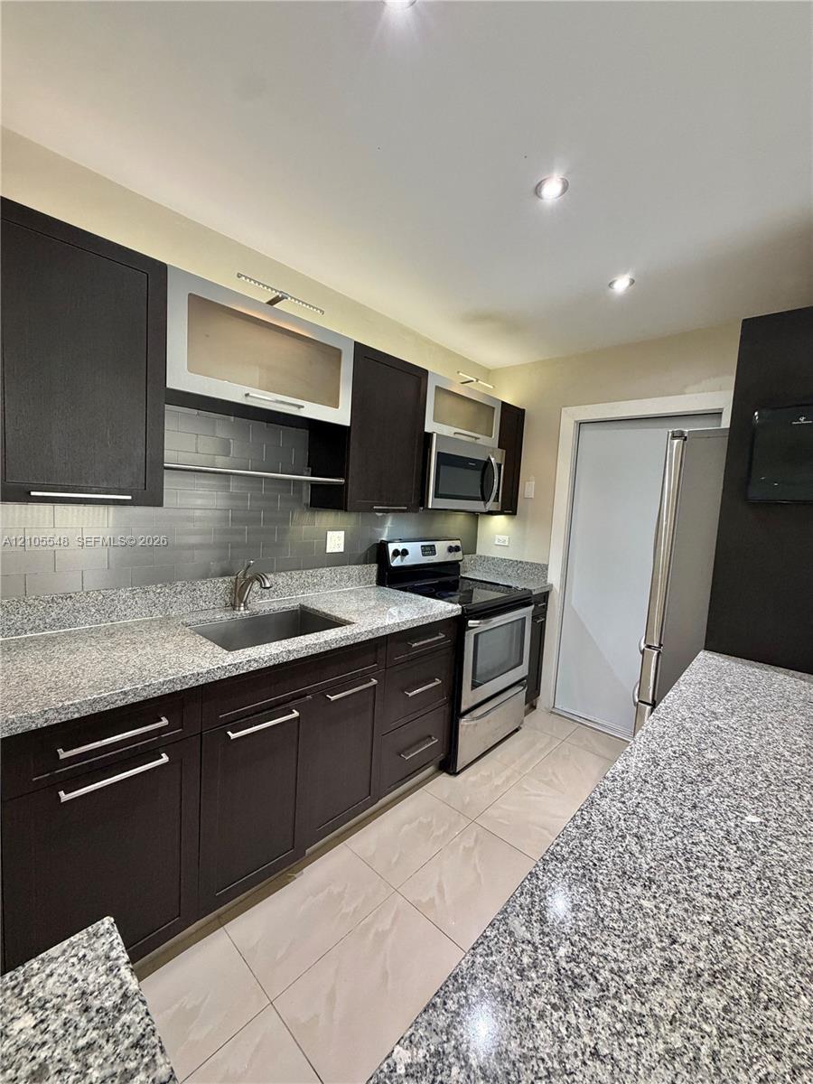 13872 SW 90th Ave, Miami FL 33176