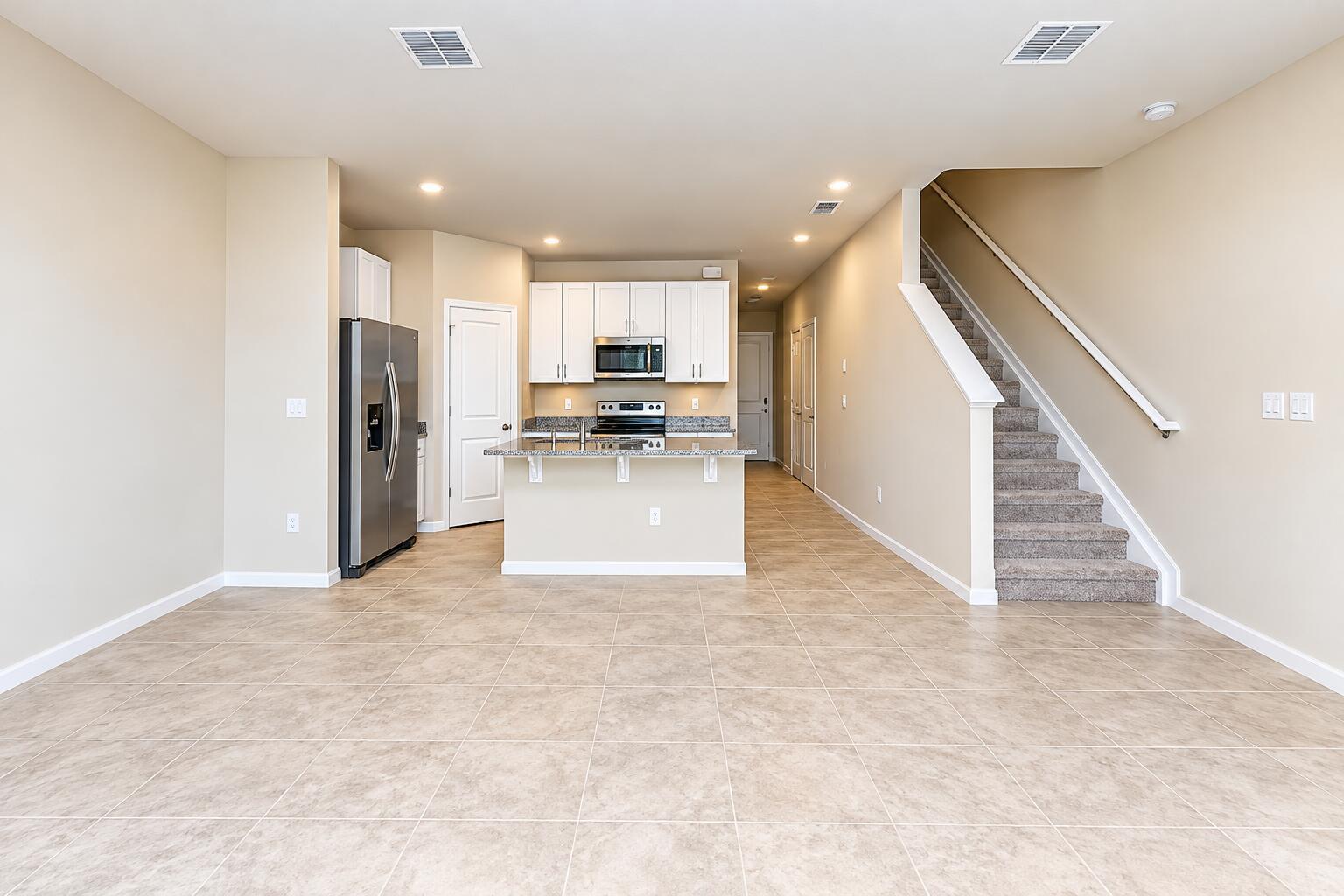 5648 MENTMORE Drive, Mangonia Park FL 33407 photo 2