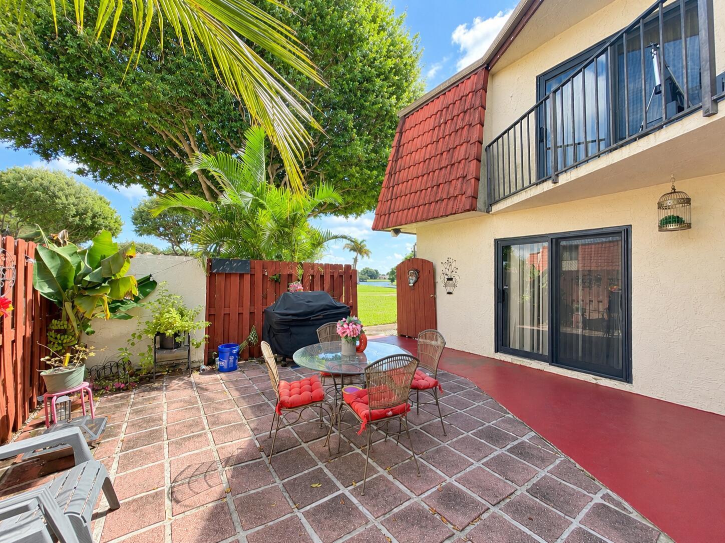 3838 Victoria Drive, West Palm Beach FL 33406 photo 4