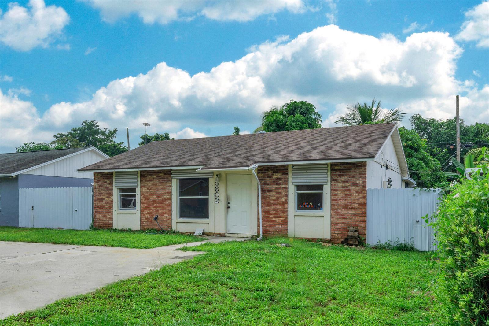 5802 Orange Road, West Palm Beach FL 33413 photo 2