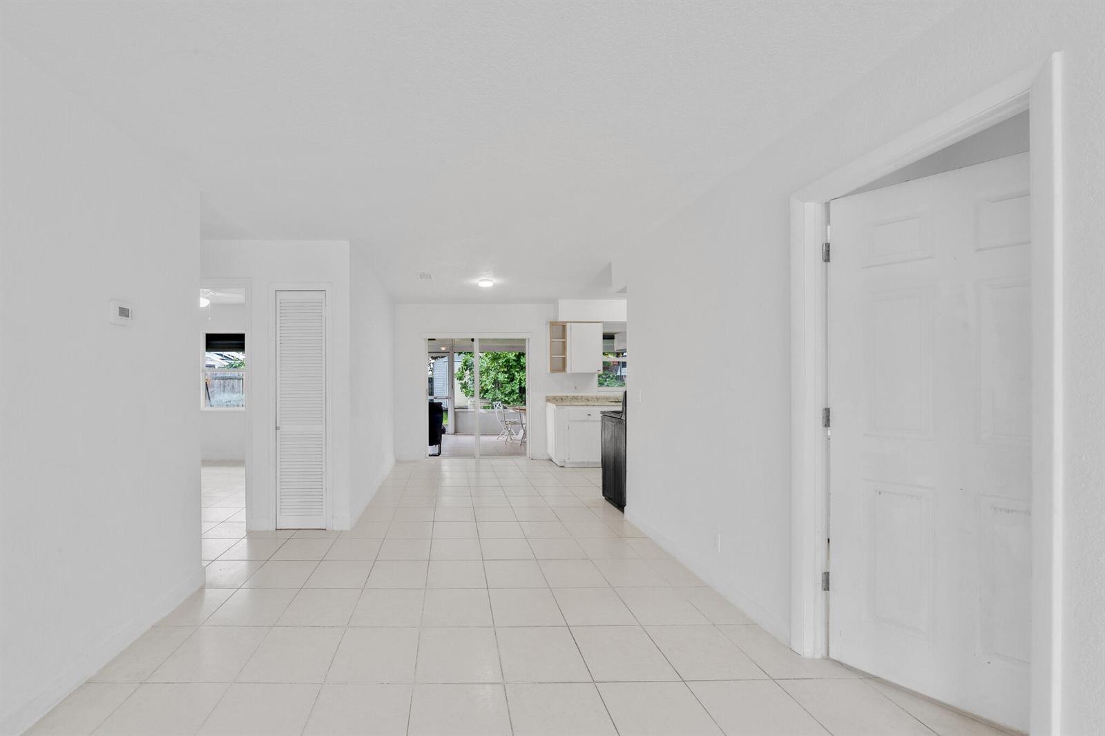 5802 Orange Road, West Palm Beach FL 33413 photo 5