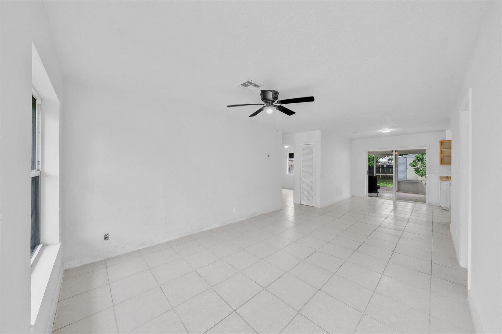 5802 Orange Road, West Palm Beach FL 33413 photo 4