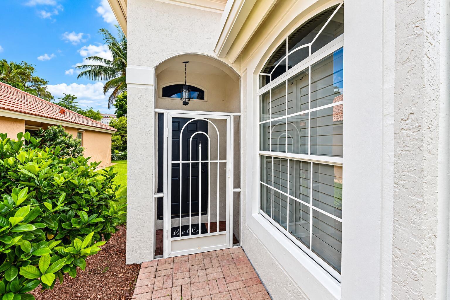 5137 Elpine Way, Riviera Beach FL 33418 photo 3