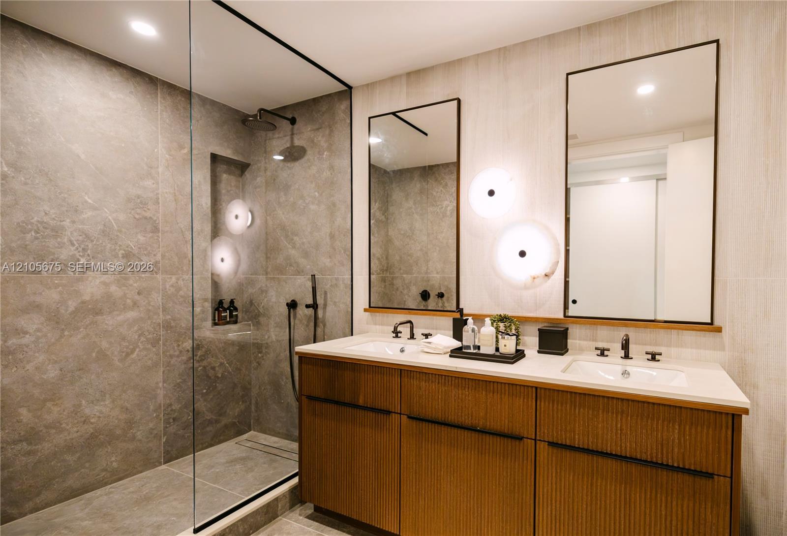 2200 Brickell Ave, Miami FL 33129 photo 4