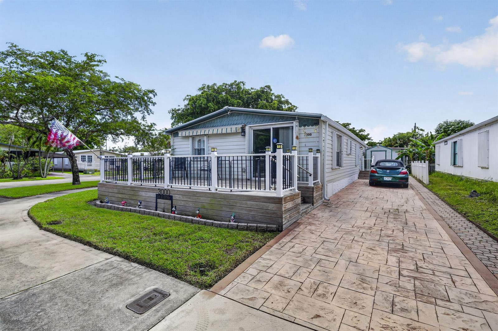 3000 SW 51st Street, Fort Lauderdale FL 33312