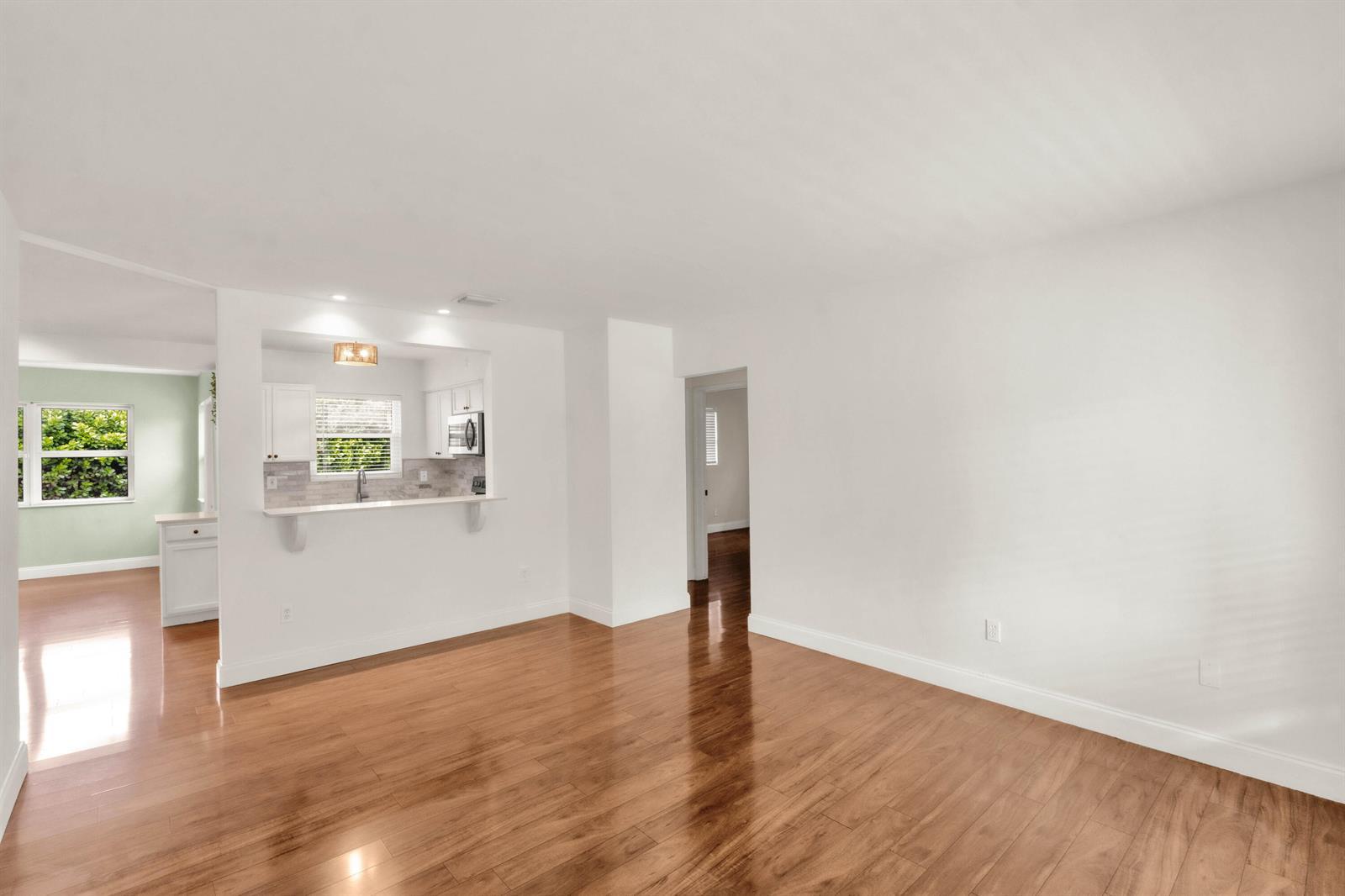 731 NE 49TH Street, Oakland Park FL 33334 photo 5