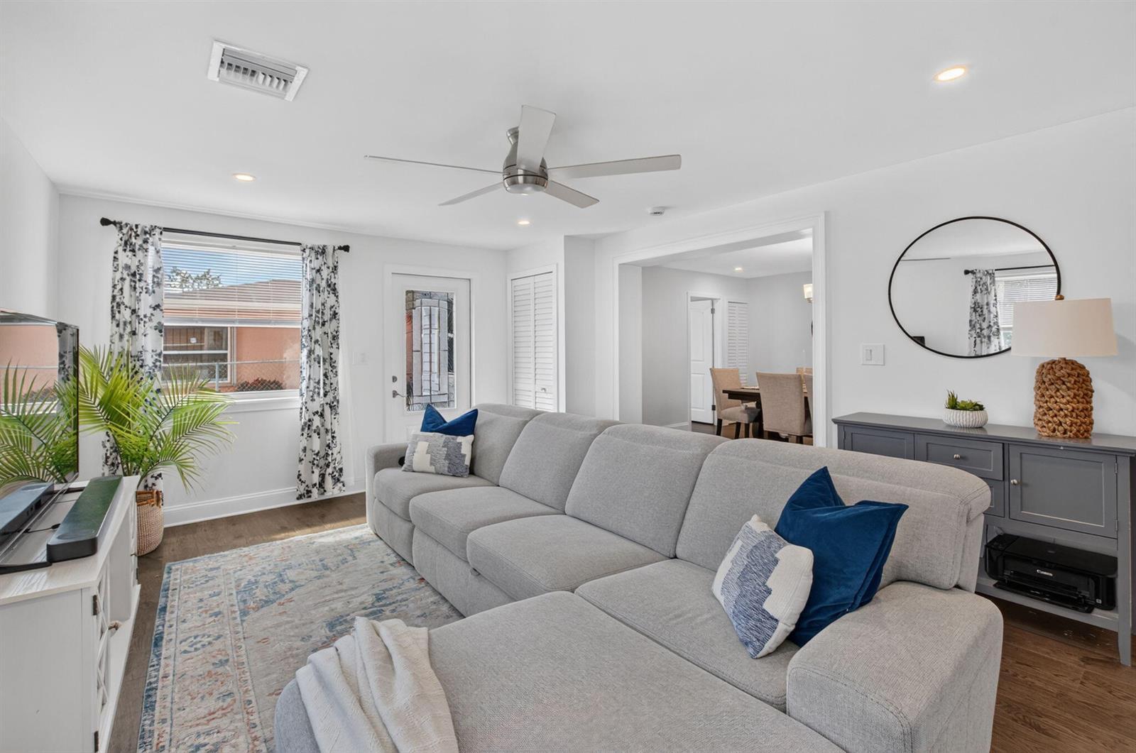 238 SW 10th Avenue, Delray Beach FL 33444 photo 3