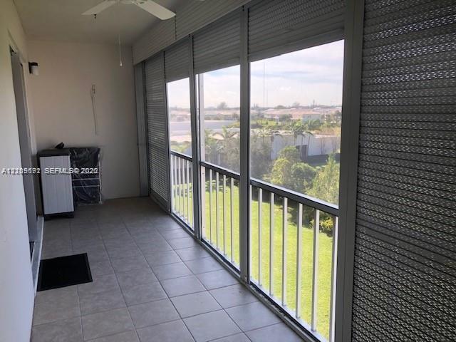 950 Hillcrest Dr # 506, Hollywood FL 33021
