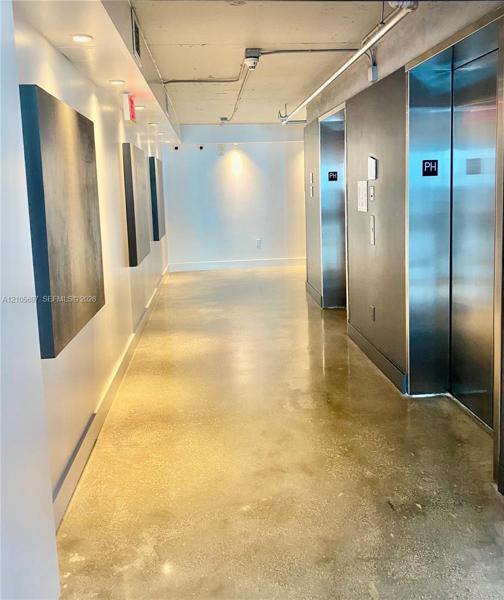 40 SW 13 ST, Miami FL 33130