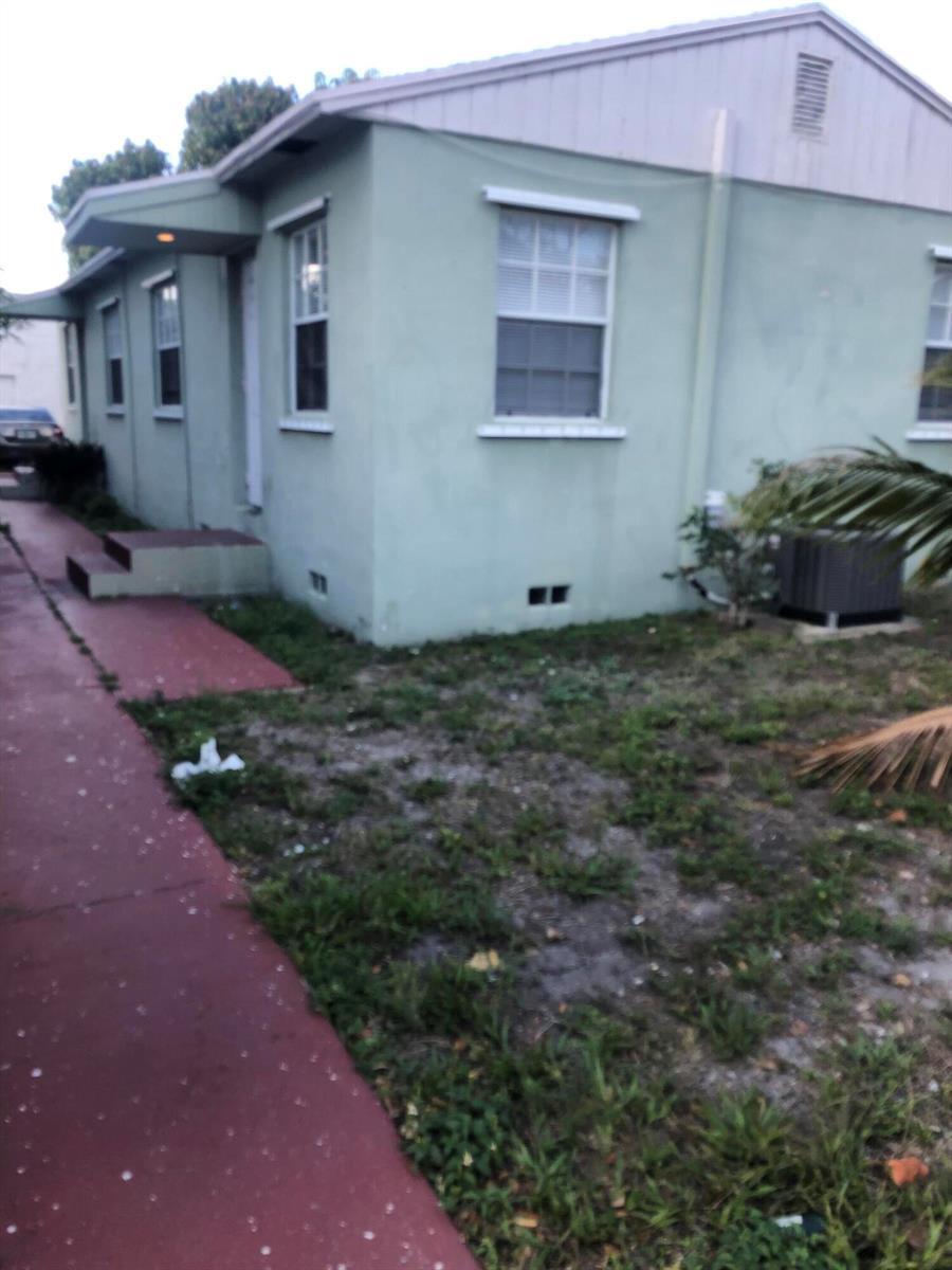 1307 LUCERNE Avenue # 1, FL 33460 photo 2