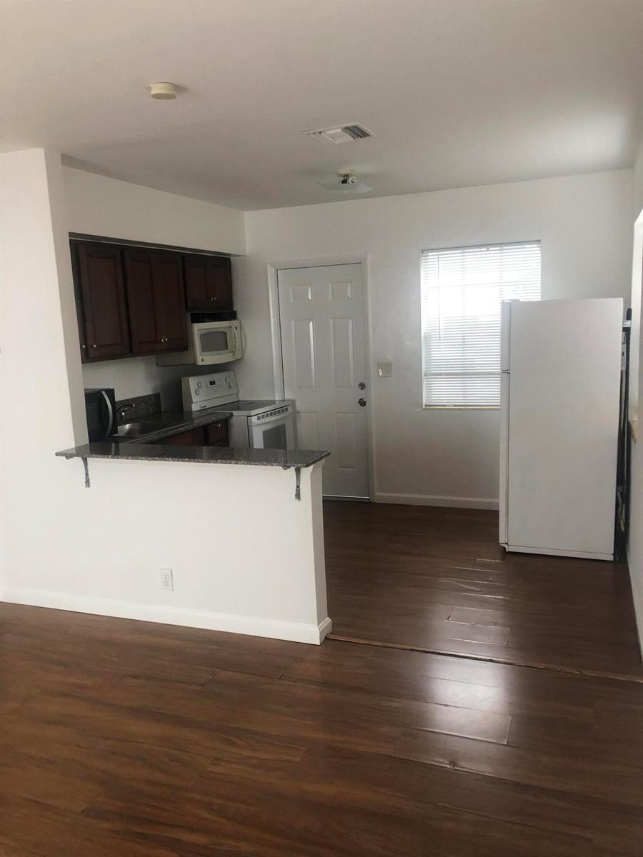 1307 LUCERNE Avenue # 1, FL 33460 photo 4