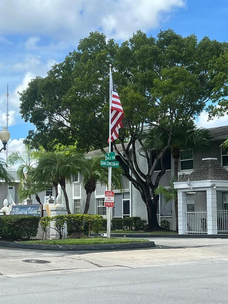 470 NE 210th Cir Ter # 11, Miami FL 33179