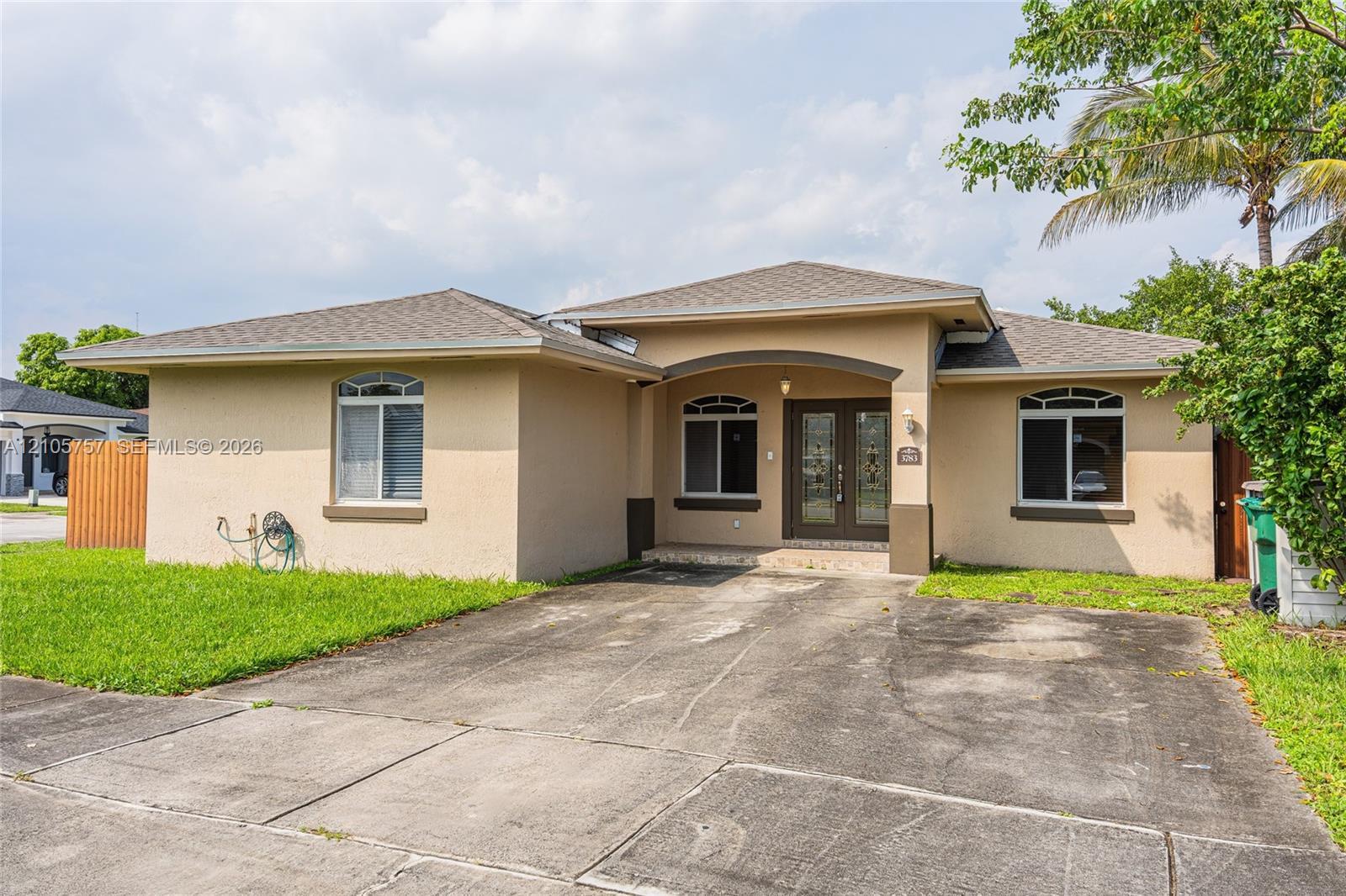 3783 NW 201st Ter, Miami Gardens FL 33055 photo 2