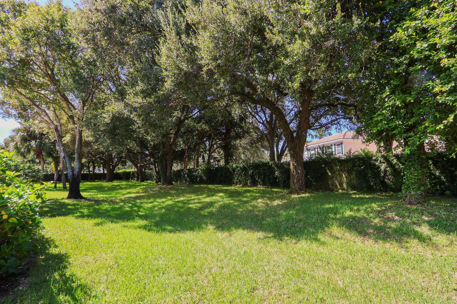 8701 CHAPMAN OAK Court, Palm Beach Gardens FL 33410 photo 4