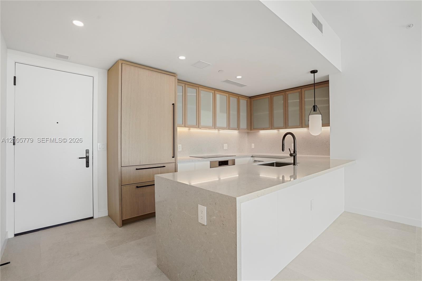 2200 Brickell Ave, Miami FL 33129 photo 4