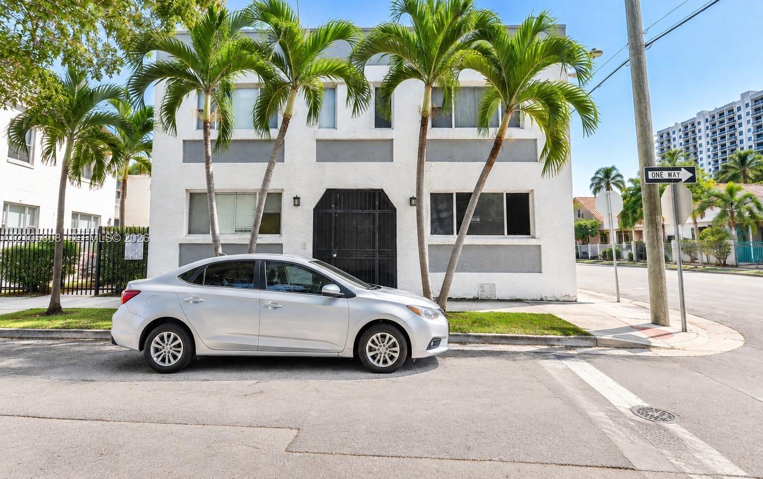 103 NW 6th Ave # 1, Miami FL 33128 photo 2