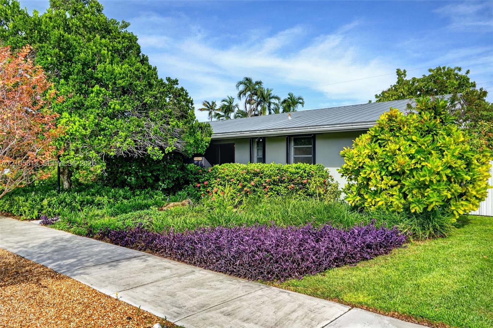 5821 SW 89th Pl, Miami FL 33173 photo 2