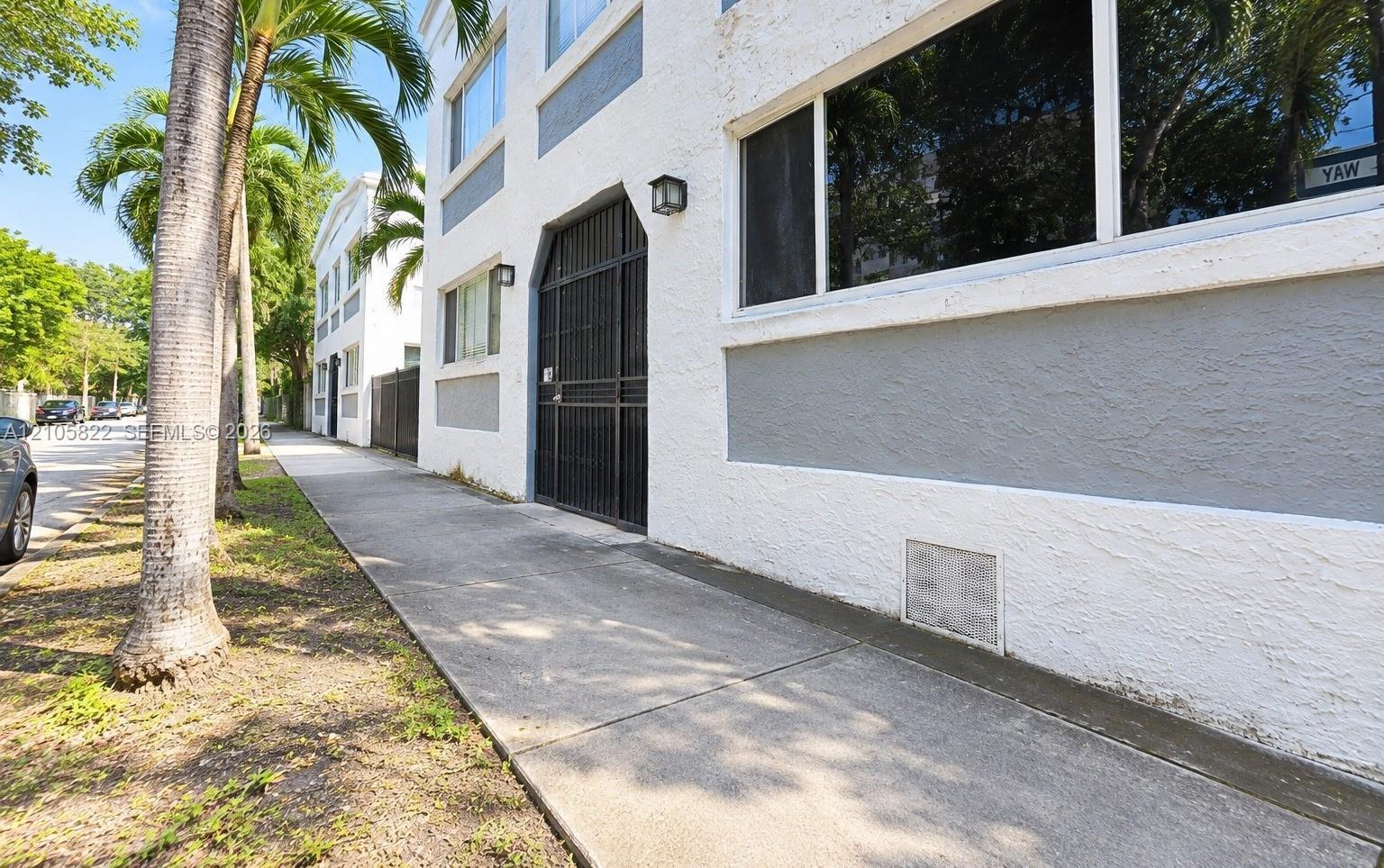103 NW 6th Ave # 3, Miami FL 33128 photo 3