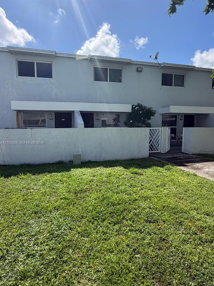 1969 NW 5th Pl # 433, Miami FL 33136 photo 2
