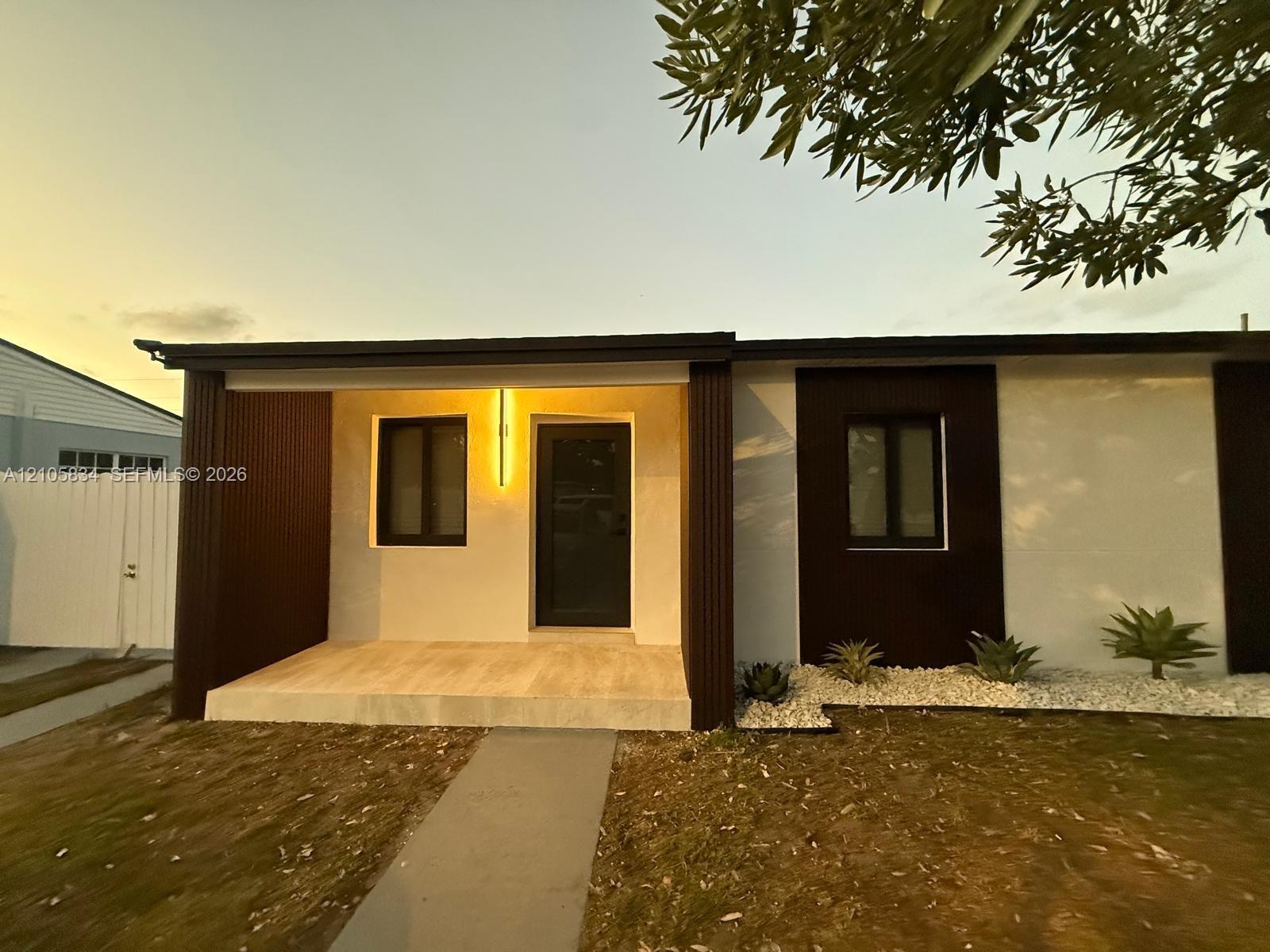 775 E 6th Pl, Hialeah FL 33010