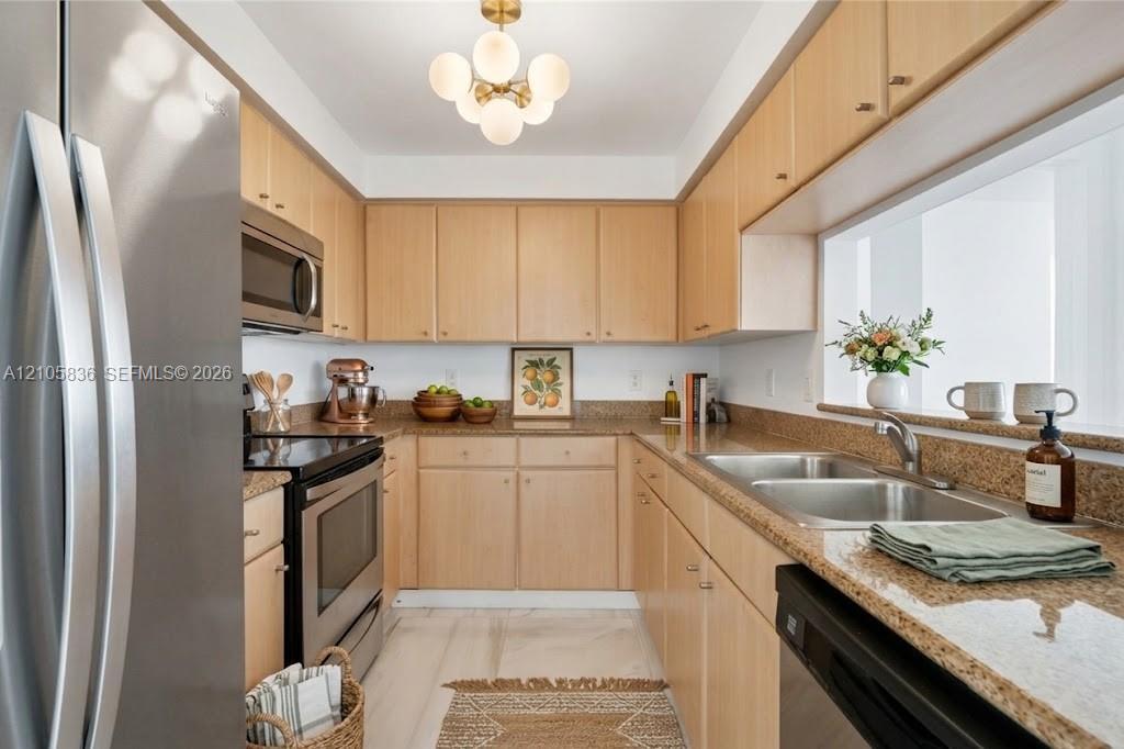 2475 Brickell Ave # 704, Miami FL 33129 photo 2