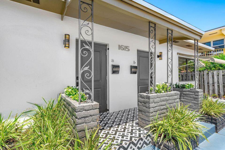 1615 S Federal Highway # B, FL 33460 photo 2