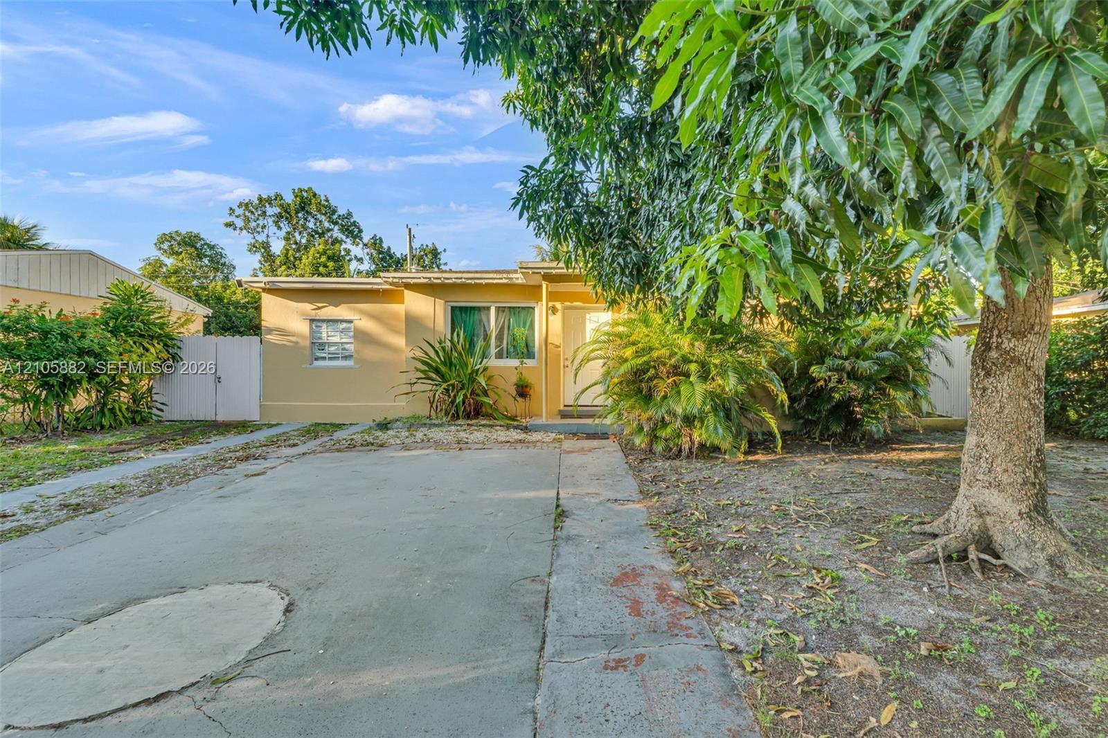 1431 NE 156th Ter, North Miami Beach FL 33162 photo 5