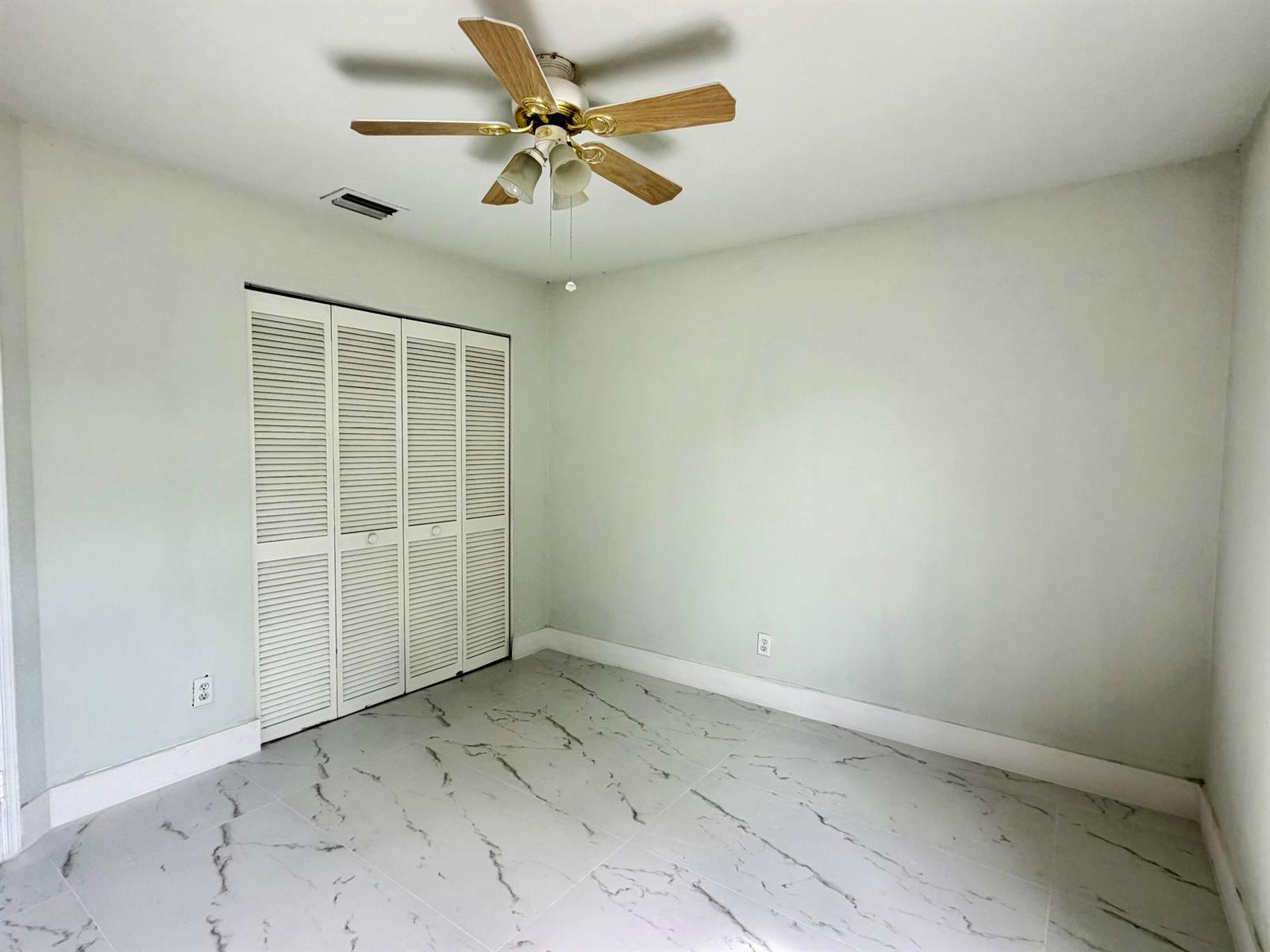 5305 NW 54TH Street NW, Coconut Creek FL 33073 photo 4