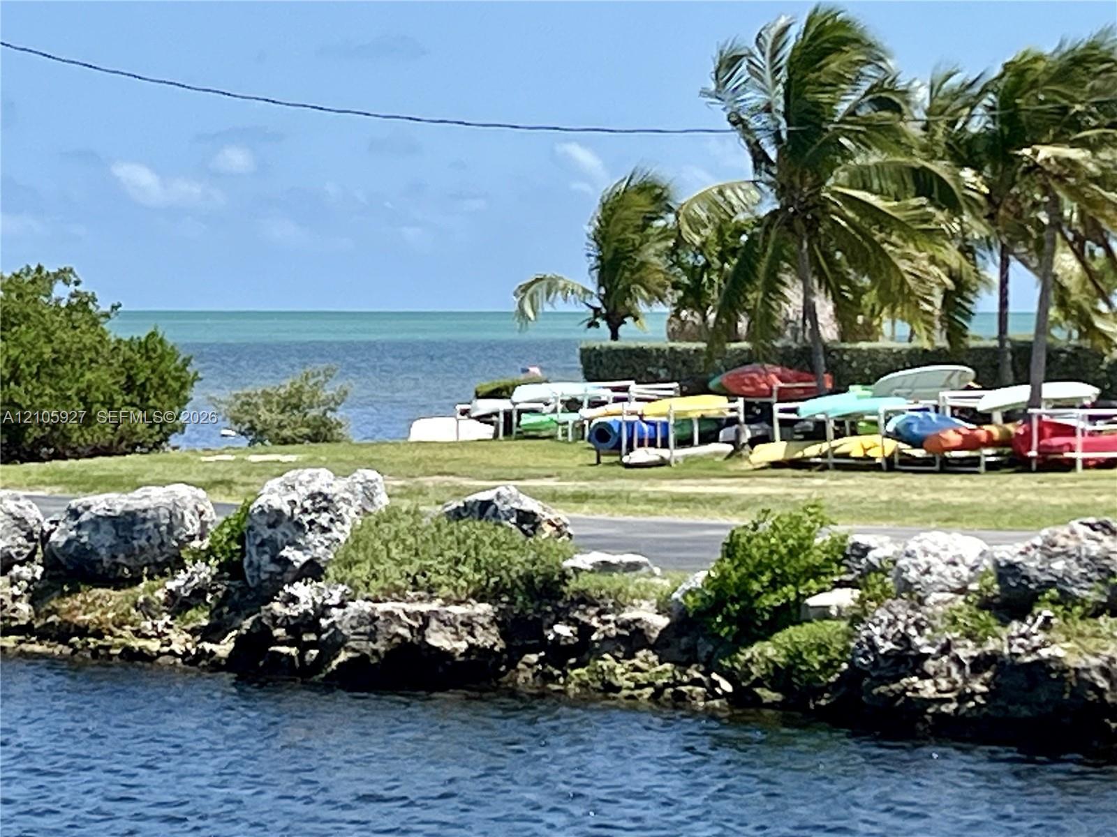 812 S Silver Cir, Key Largo FL 33037 photo 5