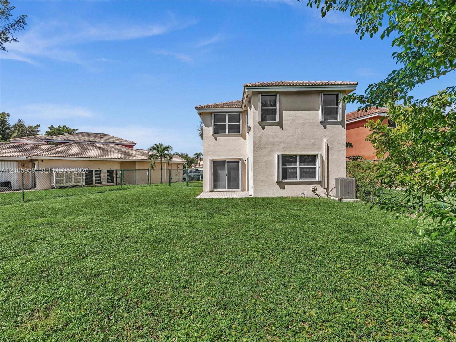 4341 NW 71st Ter, Lauderhill FL 33319 photo 4